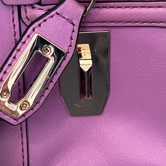 Rebecca Minkoff Freesia Crossbody Bag with Gold Chain, NWOT - Picture 3 of 10